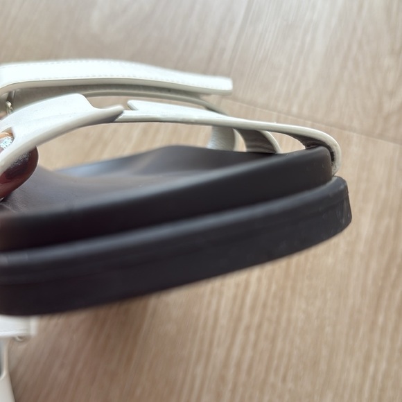 Hermes White and Black Chypre Sandals 38.5 - Picture 7 of 9